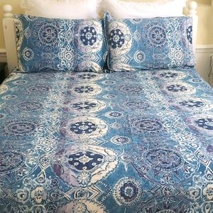 Pottery Barn Medallion Duvet Cover With Shams